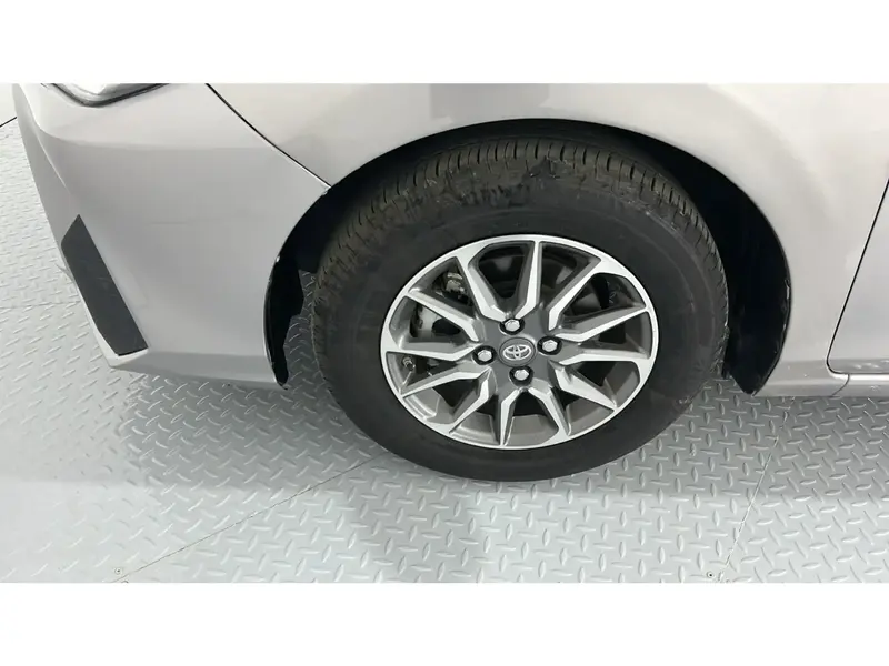 Toyota Yaris Y 2026 16