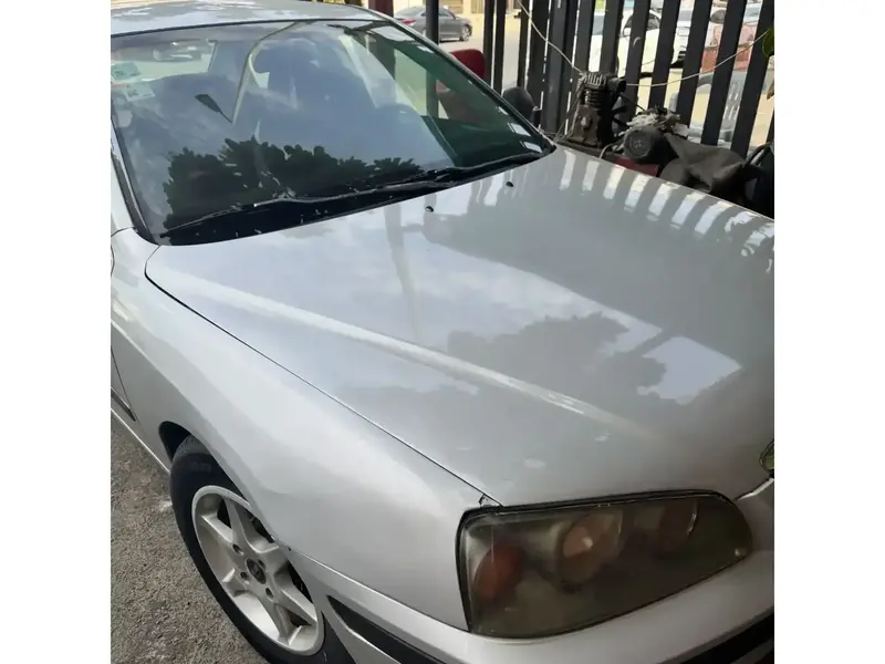 هيونداي إلنترا 2004 1