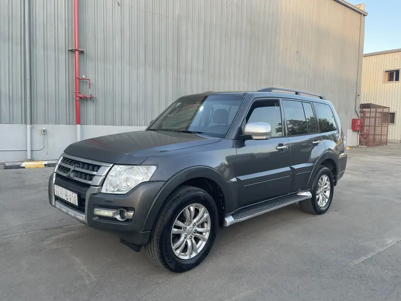 Mitsubishi Pajero 2017 2