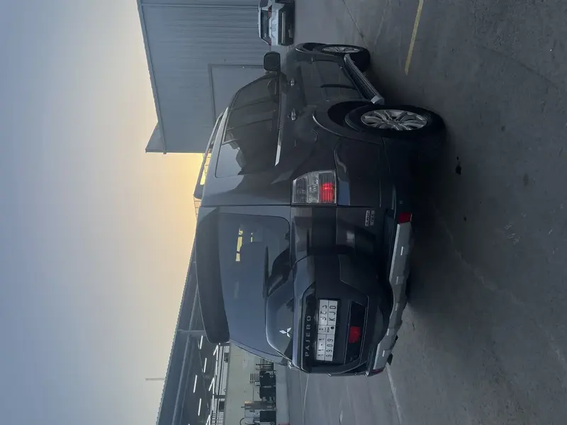 Mitsubishi Pajero 2017 5