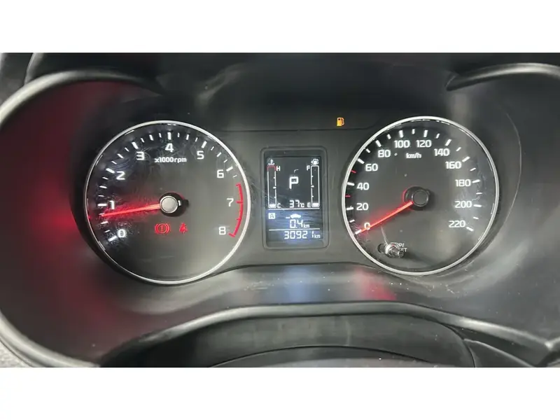 KIA Pegas GL 2026 12