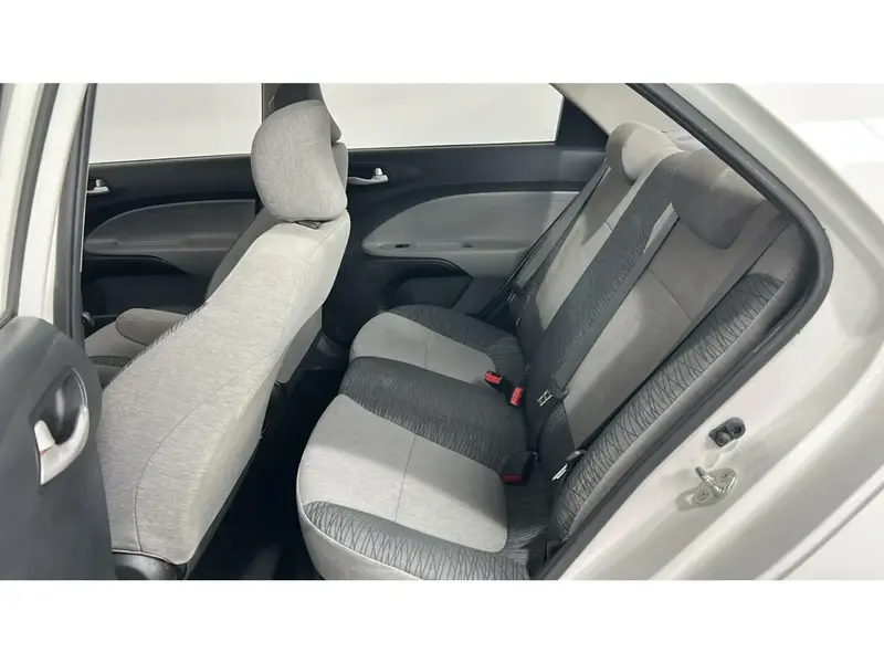 KIA Pegas GL 2026 13
