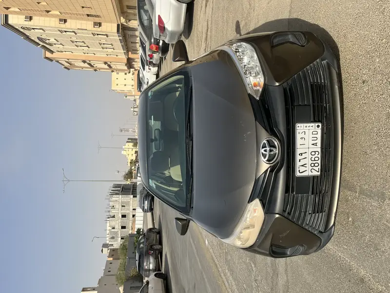 Toyota Yaris 2021 4
