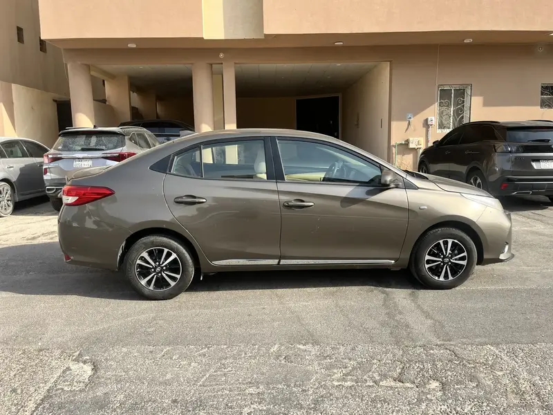 Toyota Yaris 2021 3