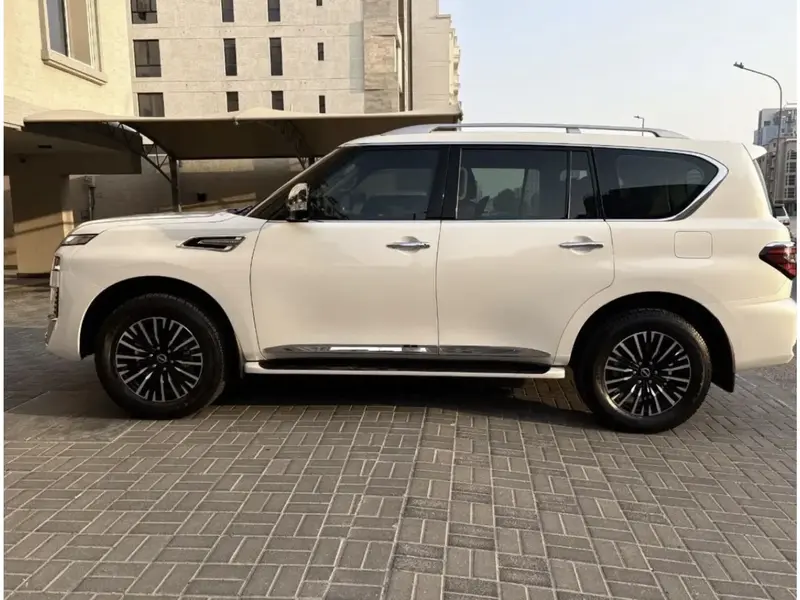 Nissan Patrol 2023 3