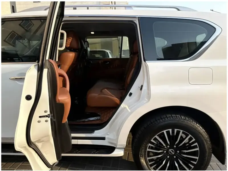Nissan Patrol 2023 9