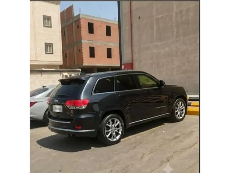 جيب جراند شيروكي 2015 7