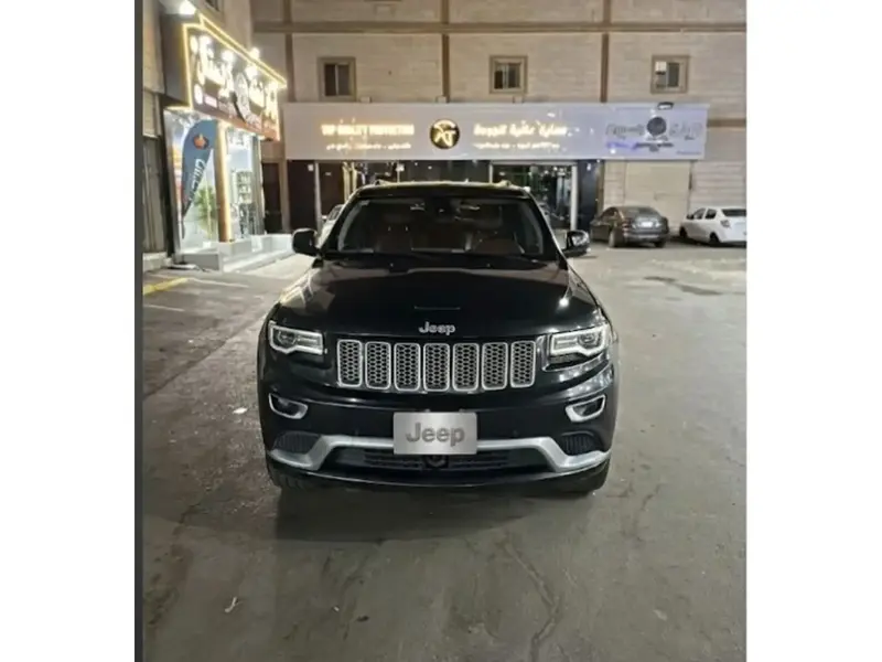 جيب جراند شيروكي 2015 3
