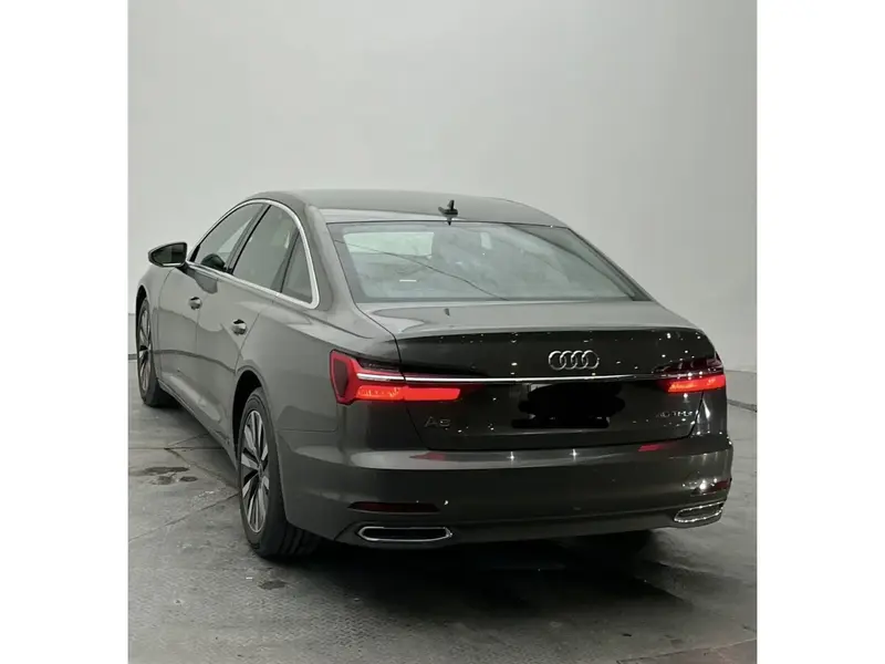 أودي A6 2022 3