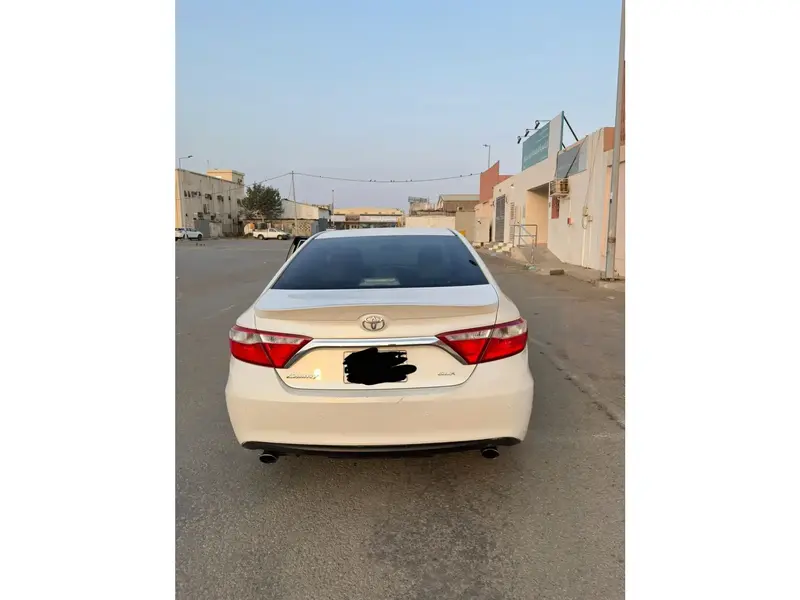 Toyota Camry 2016 3