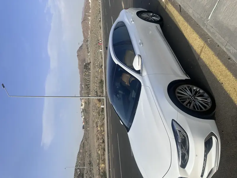 Hyundai Azera 2020 3
