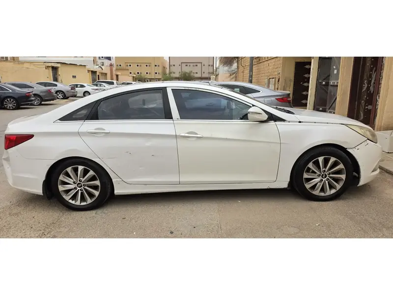 Hyundai Sonata 2014 3