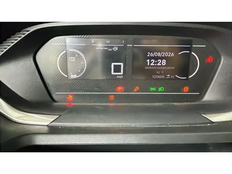 بيجو بارتنر فان 2025 10