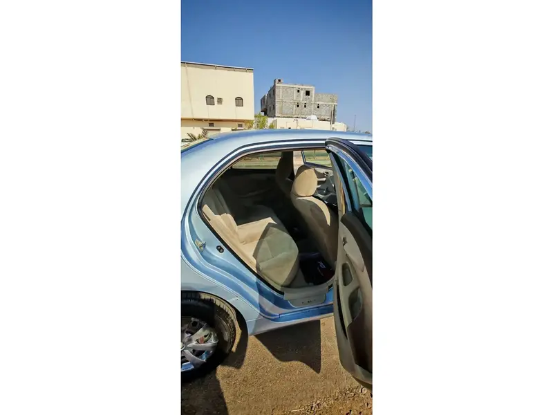 تويوتا كورولا 2010 11