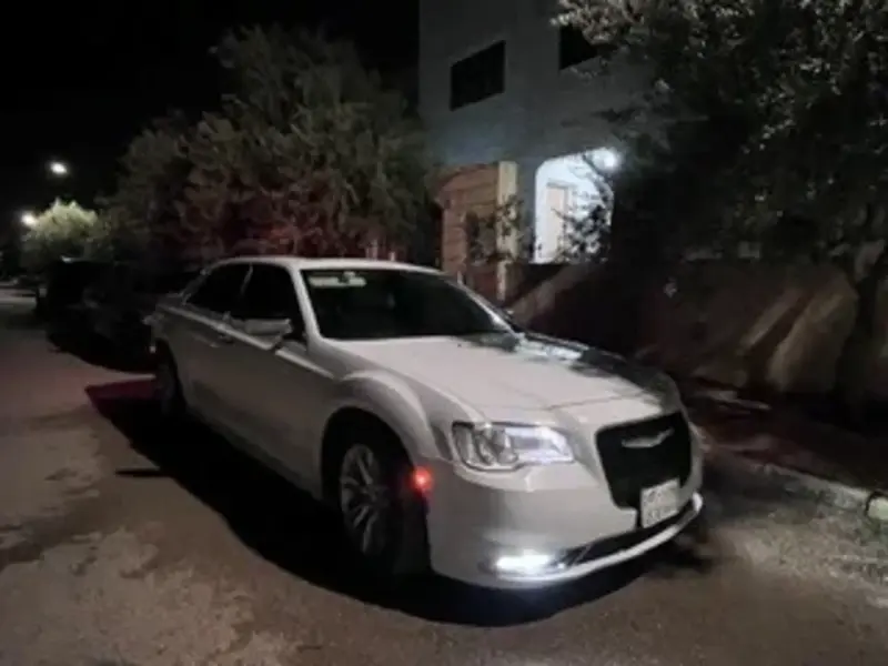 كرايسلر 300C 2021 2