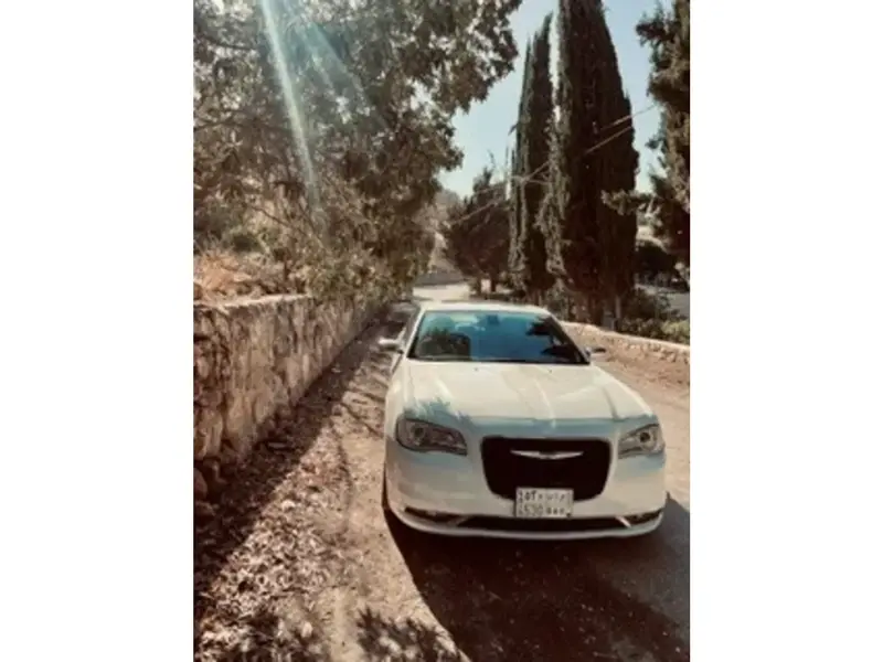 كرايسلر 300C 2021 3