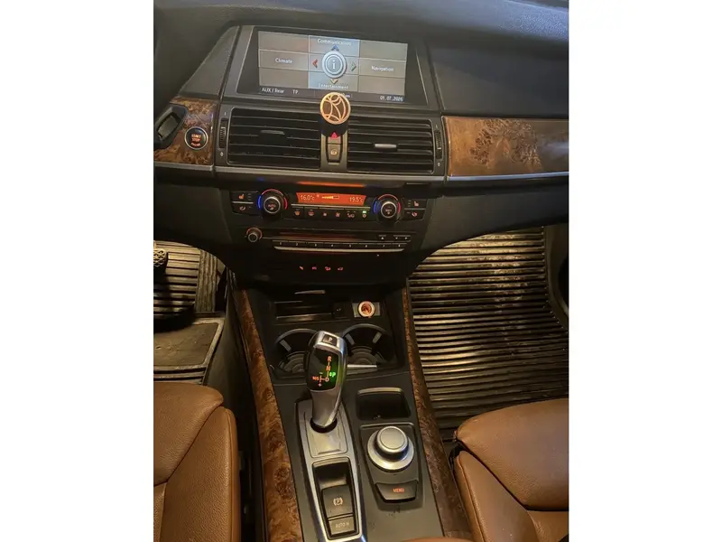 بي إم دبليو X5 2009 7