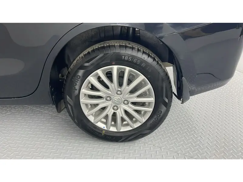 Suzuki Dzire GLX 2025 17