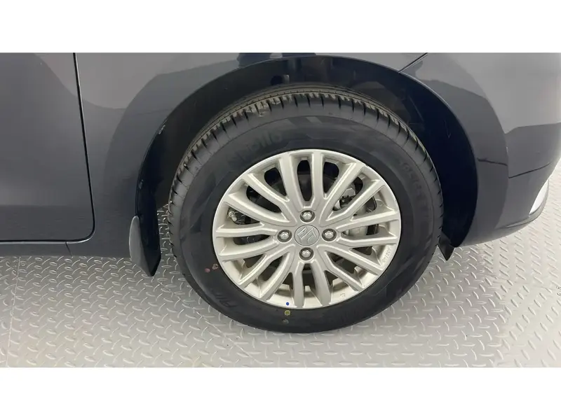 Suzuki Dzire GLX 2025 18