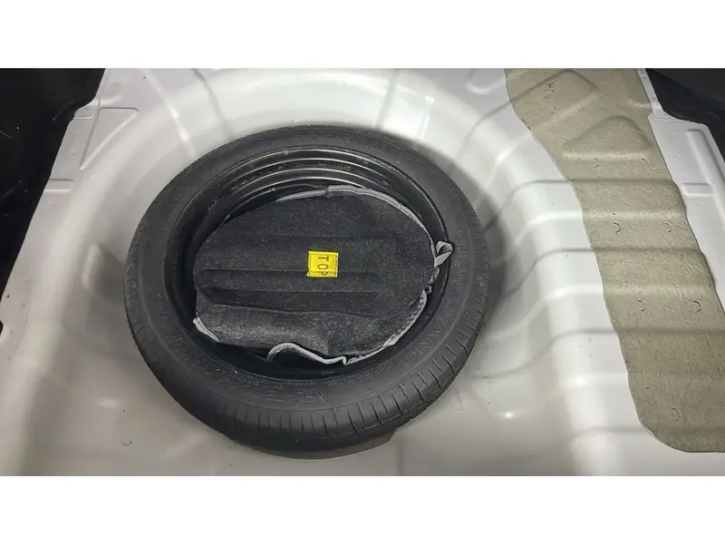KIA Pegas GL 2026 21