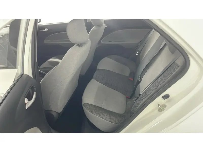 KIA Pegas GL 2026 14