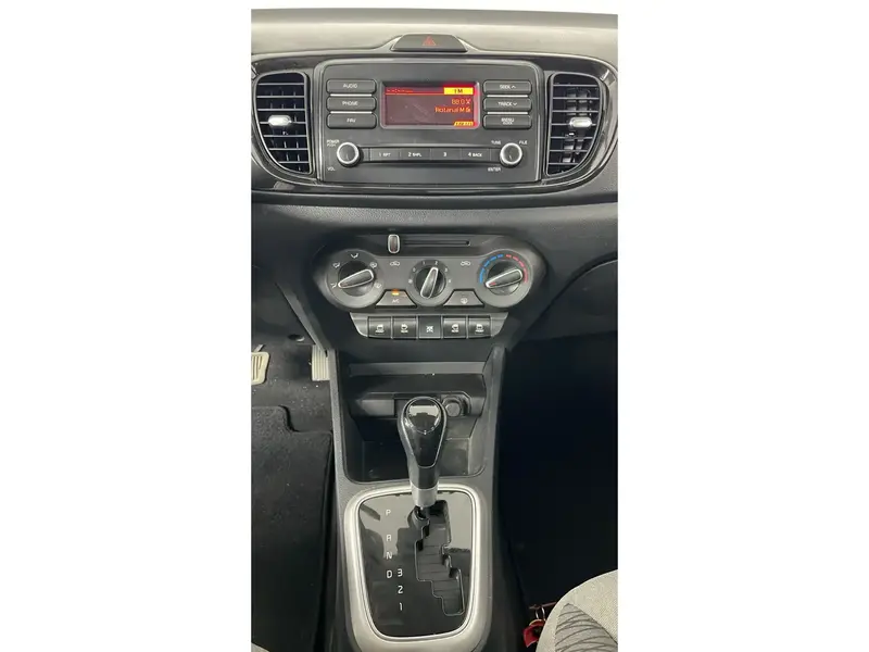 KIA Pegas GL 2026 11