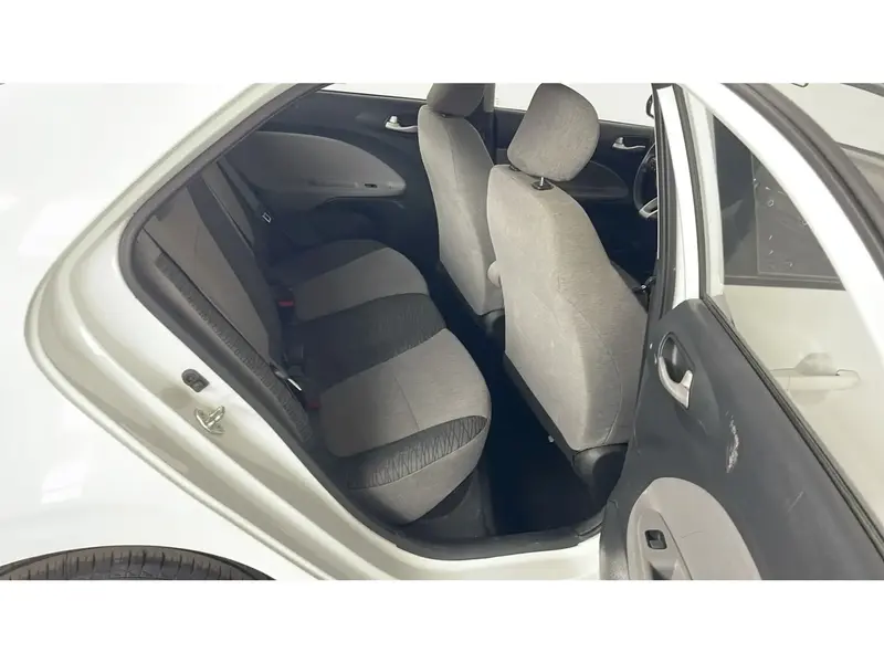 KIA Pegas GL 2026 15