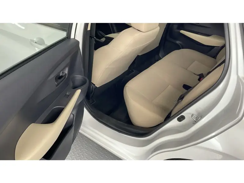 Toyota Yaris y 2026 14
