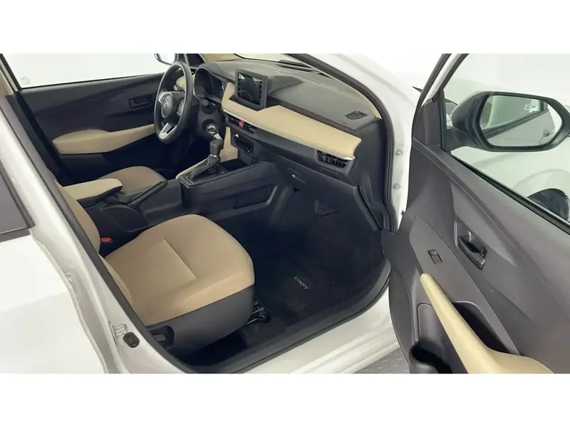 Toyota Yaris y 2026 13