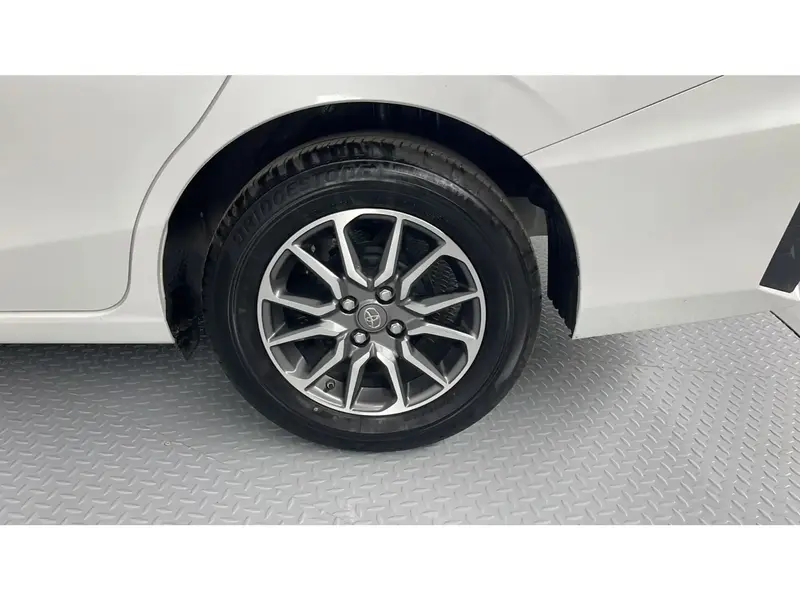Toyota Yaris Y 2026 18