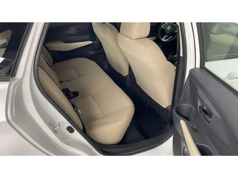 Toyota Yaris Y 2026 15
