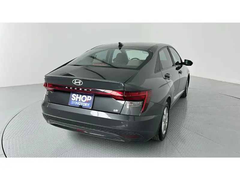 Hyundai Accent GL 2026 5