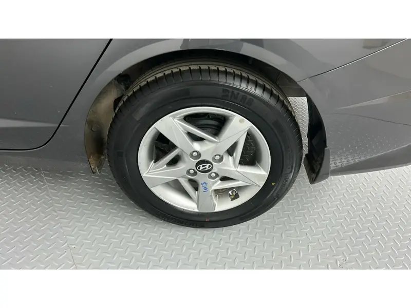 Hyundai Accent GL 2026 19