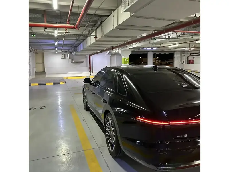 Hyundai Azera 2025 4
