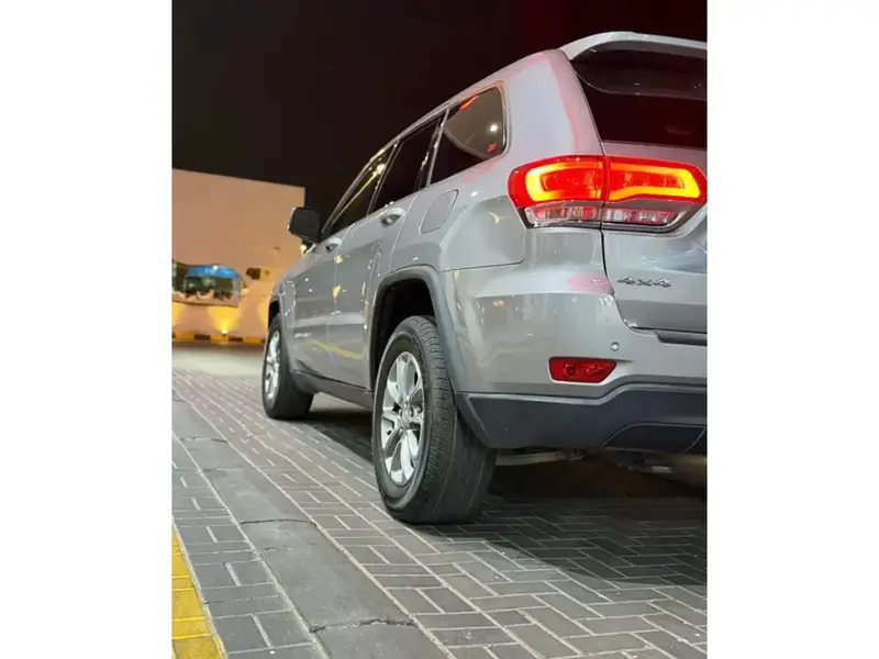 جيب جراند شيروكي 2015 5