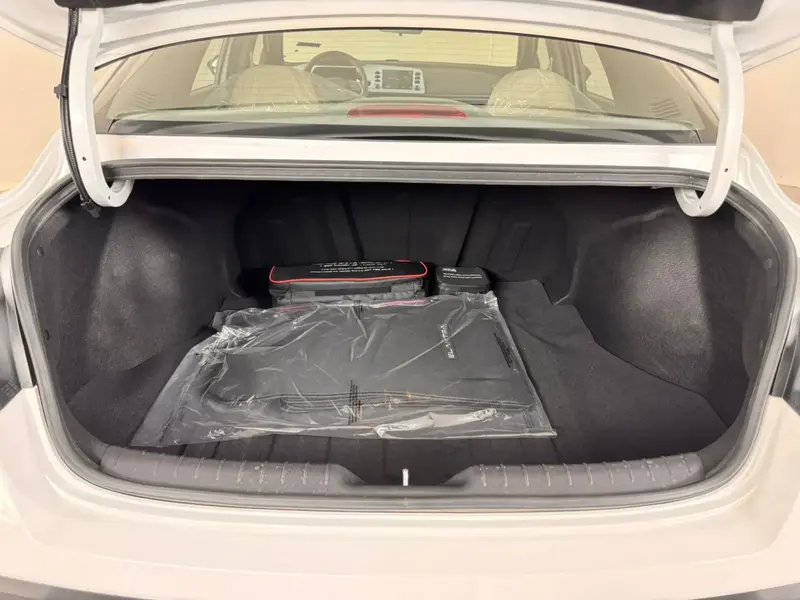 Hyundai Elantra Smart 2026 17
