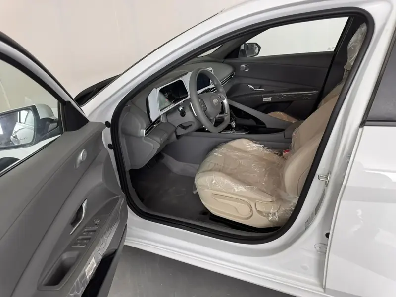 Hyundai Elantra Smart 2026 13