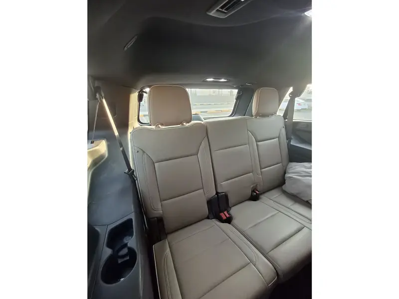 Chevrolet Tahoe 2022 12
