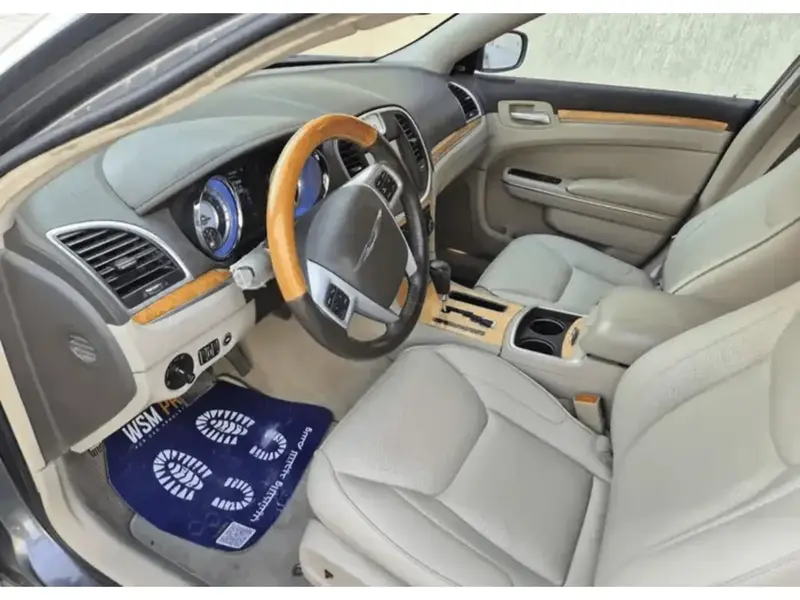 كرايسلر 300C 2014 3