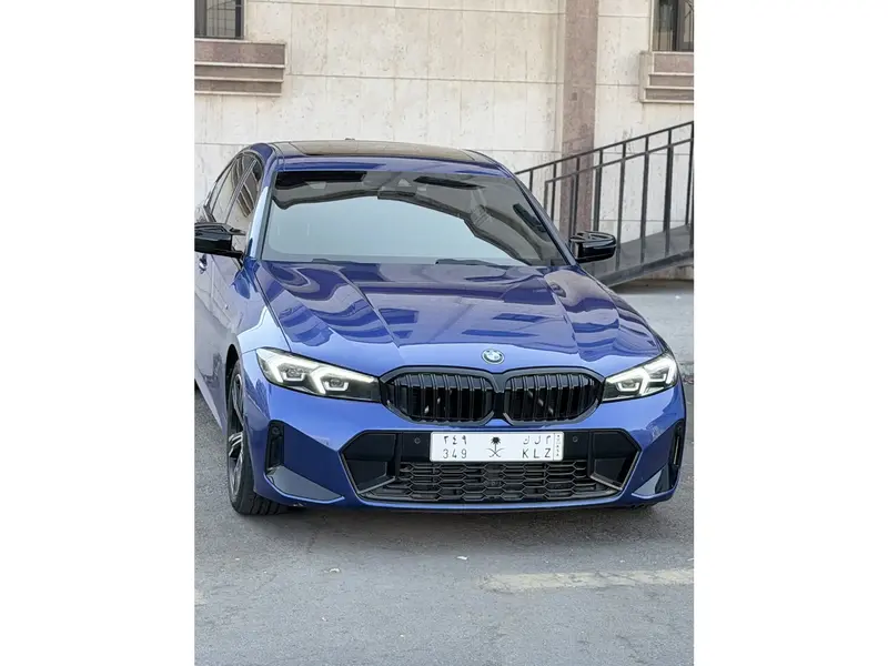 بي إم دبليو الفئة الثالثة 2025 2