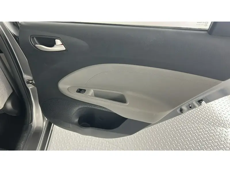 KIA Pegas GL 2026 16