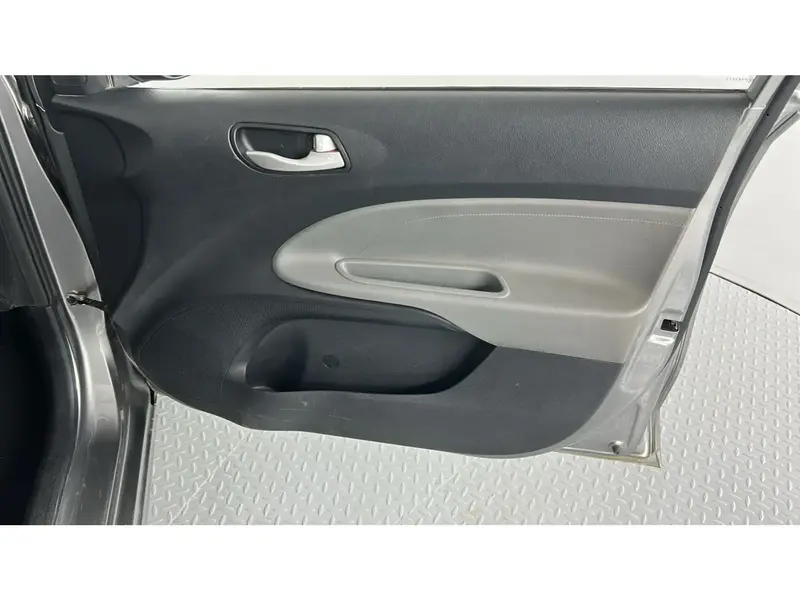 KIA Pegas GL 2026 14