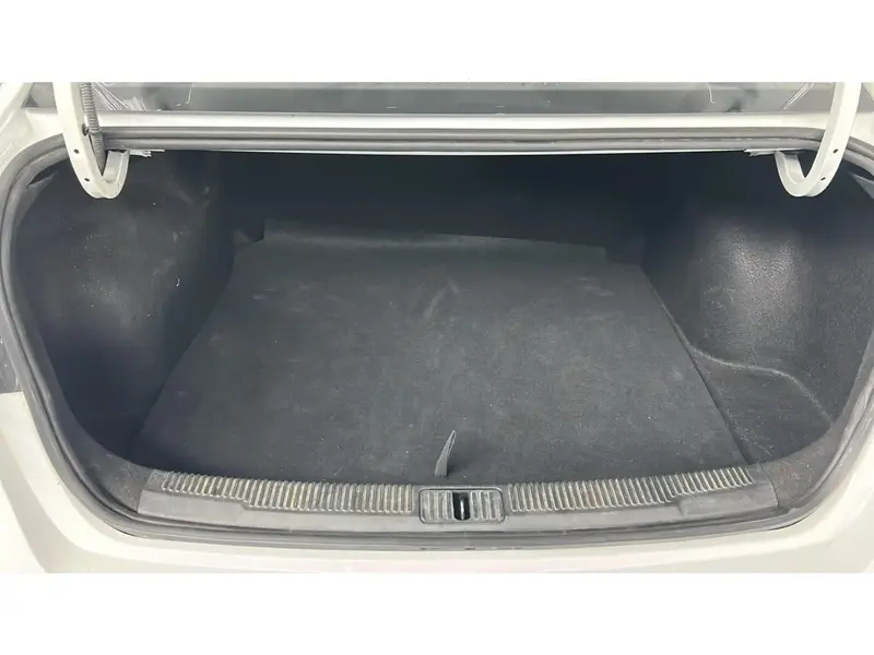 MG 5 Standard 2023 25