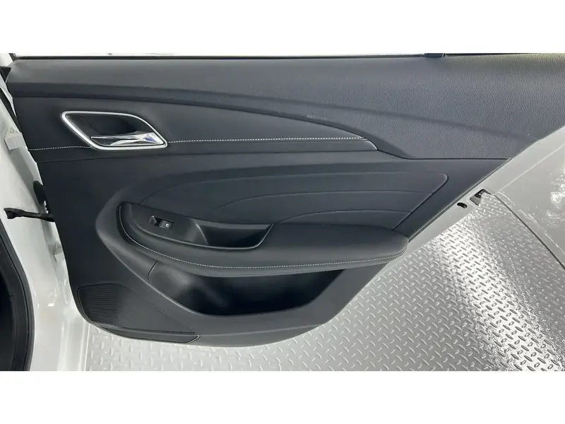 MG 5 Standard 2023 20