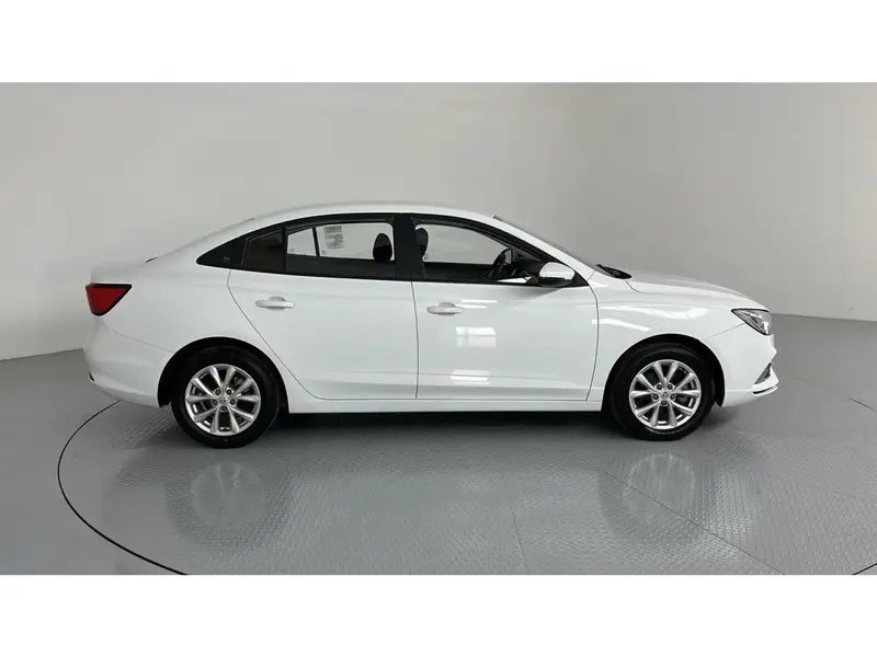 MG 5 Standard 2023 8