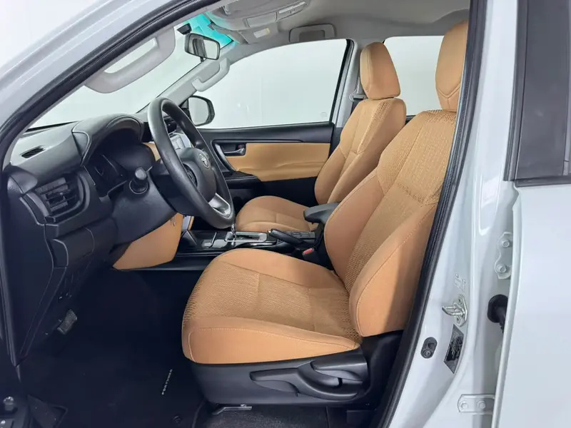 Toyota Fortuner GX2 2024 13