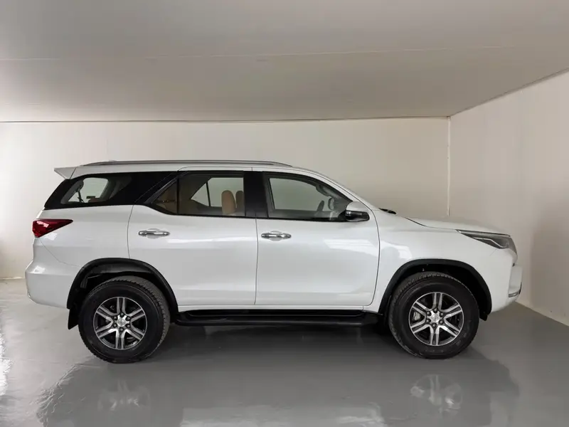 Toyota Fortuner GX2 2024 6