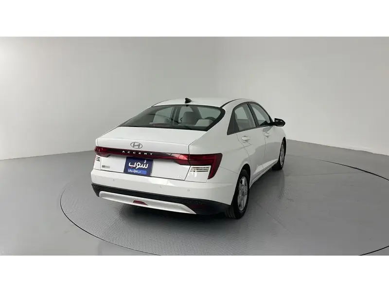 Hyundai Accent Smart 2024 5