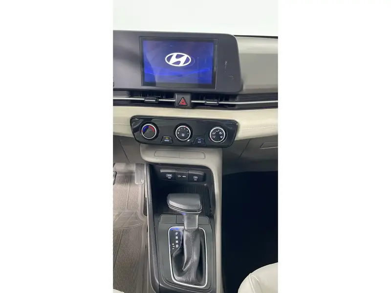 Hyundai Accent Smart 2024 10