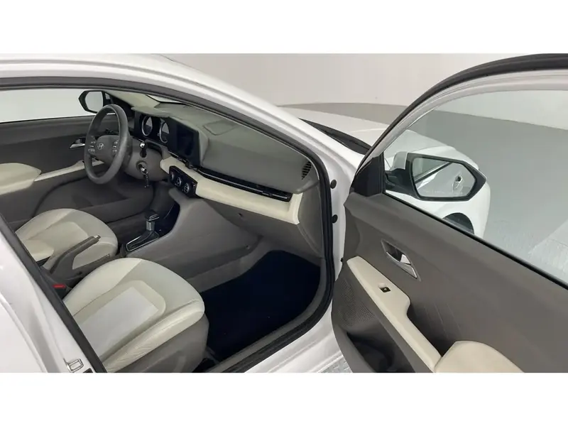 Hyundai Accent Smart 2024 12